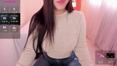 Snapshot of alinaowens chatting on 04-01-26, 02:14 alinaowens online show from 04-01-26, 02:14