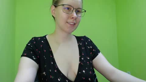 alinasei online show from 05-12-26, 12:57