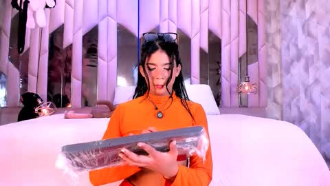 Snapshot of alinasweett chatting on 02-08-26, 05:16 online show from 02-08-26, 05:16