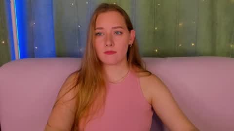 Snapshot of alinawise chatting on 07-14-26, 01:08 alinawise online show from 07-14-26, 01:08