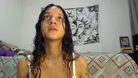 Snapshot of alinawoolf_ chatting on 12-09-24, 02:02  Ali  online show from 12-09-24, 02:02