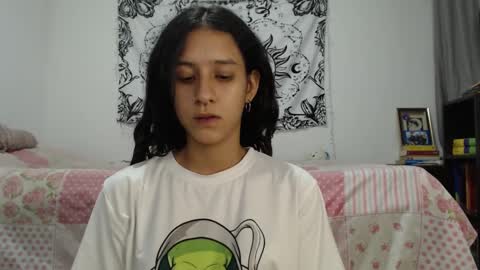 Snapshot of alinawoolf_ chatting on 01-03-25, 11:44  Ali  online show from 01-03-25, 11:44