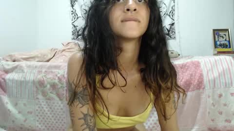 Snapshot of alinawoolf_ chatting on 01-14-25, 05:30  Ali  online show from 01-14-25, 05:30