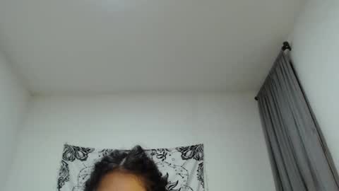 Snapshot of alinawoolf_ chatting on 02-04-25, 05:53  Ali  online show from 02-04-25, 05:53