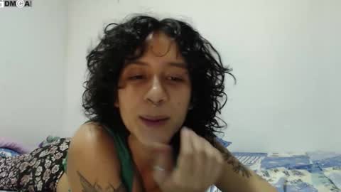 Snapshot of alinawoolf_ chatting on 09-29-25, 03:55  Ali  online show from 09-29-25, 03:55