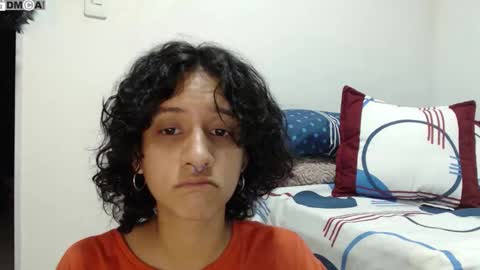 Snapshot of alinawoolf_ chatting on 10-27-25, 01:20  Ali  online show from 10-27-25, 01:20