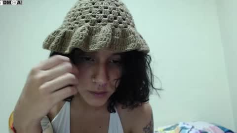 Snapshot of alinawoolf_ chatting on 03-21-26, 08:19 Ali online show from 03-21-26, 08:19