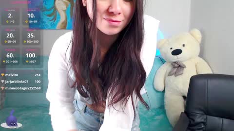 Snapshot of alinaxrose chatting on 12-21-24, 04:19 AlinaXRose online show from 12-21-24, 04:19