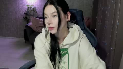 Aline Greeeen online show from 09-10-25, 08:58