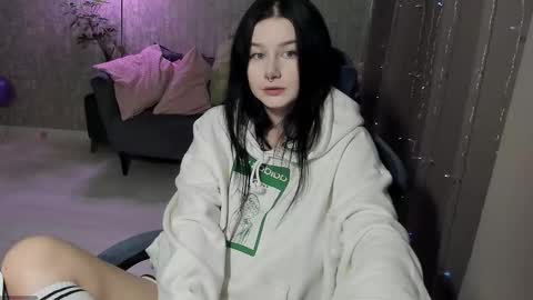 Aline Greeeen online show from 09-22-25, 11:12