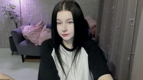 Aline Greeeen online show from 11-02-25, 01:19