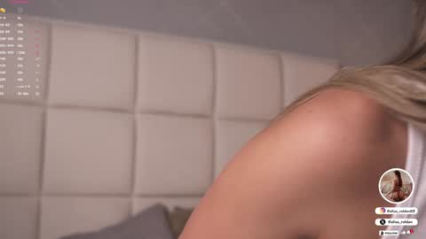 Snapshot of alisa_roldan chatting on 02-04-25, 11:49 online show from 02-04-25, 11:49