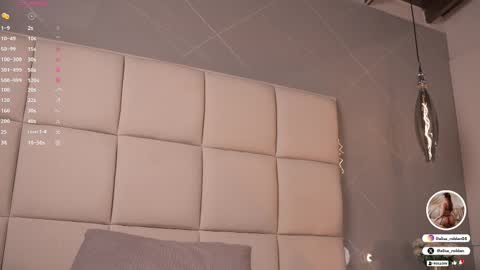 Snapshot of alisa_roldan chatting on 03-08-25, 03:02 online show from 03-08-25, 03:02