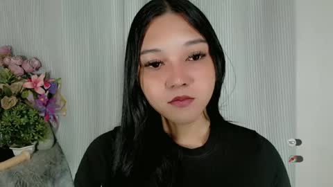 Snapshot of alisa_sexmachine chatting on 06-29-26, 01:44 call me TRISHA online show from 06-29-26, 01:44