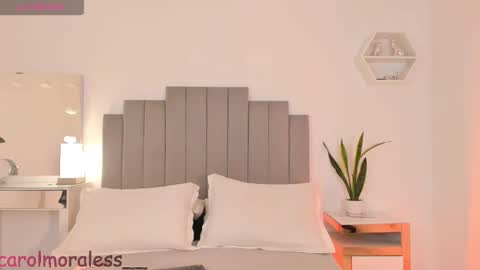 Snapshot of alisa_walton chatting on 11-05-25, 05:18 ALIS online show from 11-05-25, 05:18