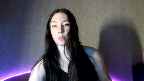 alisaadoll online show from 01-07-25, 03:54