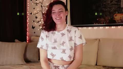 Snapshot of alisabo chatting on 12-14-25, 09:41 Alice online show from 12-14-25, 09:41