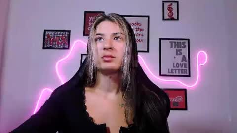 Snapshot of alisarossy chatting on 06-01-26, 01:46 Alisa online show from 06-01-26, 01:46