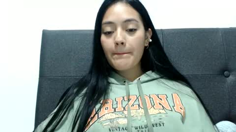alisha_9997 online show from 06-13-26, 03:48