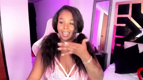 Snapshot of alisharogerrs chatting on 02-11-25, 09:03 Alisha online show from 02-11-25, 09:03