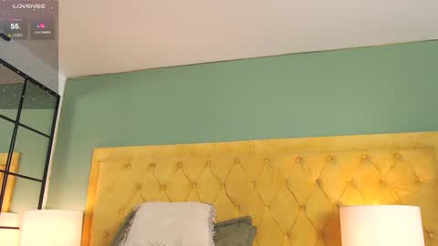 Snapshot of alishaweir chatting on 01-11-25, 12:01 Luna online show from 01-11-25, 12:01