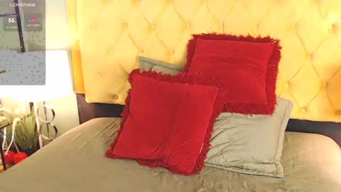 Snapshot of alishaweir chatting on 03-12-25, 10:39 Luna online show from 03-12-25, 10:39