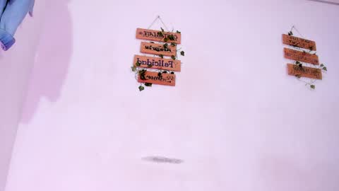 Snapshot of alisiacollinsss chatting on 05-24-26, 03:22 Alisia online show from 05-24-26, 03:22