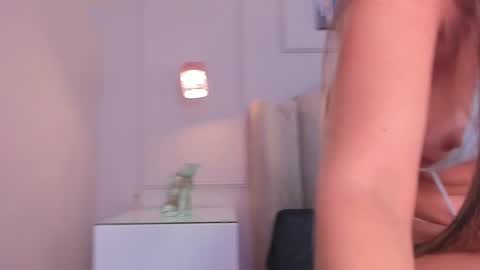 Snapshot of alison_collins_ chatting on 02-05-25, 09:40 Alison online show from 02-05-25, 09:40