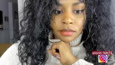 Snapshot of alison_ker chatting on 12-15-24, 08:41 Sofias house online show from 12-15-24, 08:41