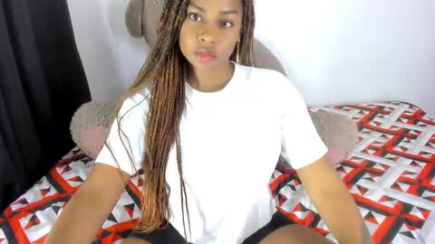 Snapshot of alison_ker chatting on 09-26-25, 10:19 Sofias house online show from 09-26-25, 10:19