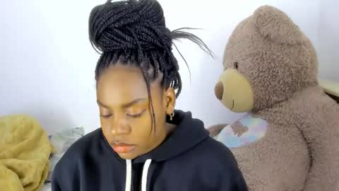 Snapshot of alison_ker chatting on 02-22-26, 09:19 Sofias house online show from 02-22-26, 09:19