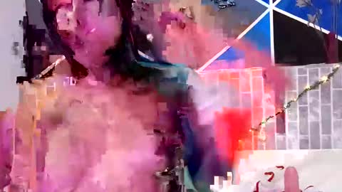 Snapshot of alison_y_mike_14 chatting on 01-16-25, 05:21 alison_y_mike_14 online show from 01-16-25, 05:21