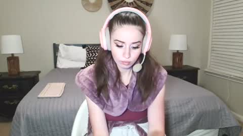 Alison Fields online show from 07-16-26, 05:13