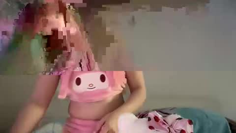 Snapshot of alisonlaurentis chatting on 10-07-25, 01:41 Ecate online show from 10-07-25, 01:41