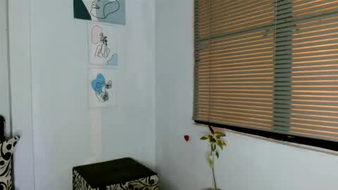 Alisonturbay online show from 05-20-26, 03:24
