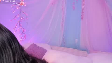 Snapshot of alissa_cute1 chatting on 07-26-26, 09:11 Mia online show from 07-26-26, 09:11