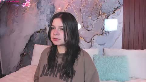 Snapshot of alissa_cute1 chatting on 08-01-26, 03:06 Mia online show from 08-01-26, 03:06