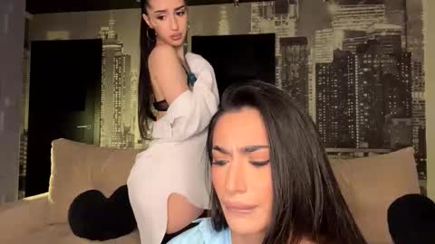 Snapshot of alissadreams chatting on 09-15-25, 06:52 Alissa online show from 09-15-25, 06:52