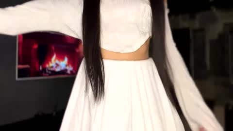 Snapshot of alissadreams chatting on 09-18-25, 05:59 Alissa online show from 09-18-25, 05:59