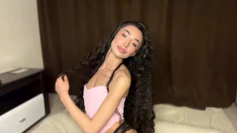 Snapshot of alissadreams chatting on 09-28-25, 04:45 Alissa online show from 09-28-25, 04:45