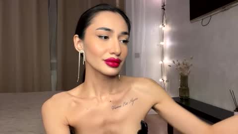 Snapshot of alissadreams chatting on 10-09-25, 02:26 Alissa online show from 10-09-25, 02:26