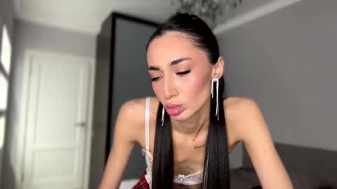 Snapshot of alissadreams chatting on 11-21-25, 07:12 Alissa online show from 11-21-25, 07:12