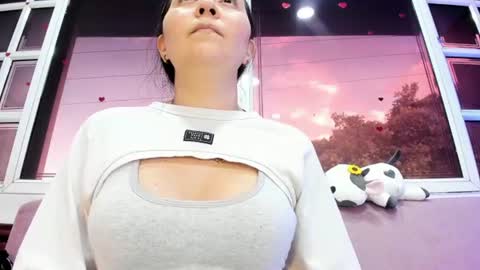 Snapshot of alissajoness chatting on 06-11-26, 11:41 Alissa online show from 06-11-26, 11:41
