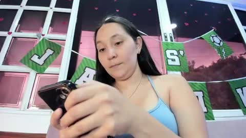Snapshot of alissajoness chatting on 06-18-26, 11:47 Alissa online show from 06-18-26, 11:47