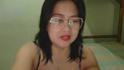 Snapshot of alissalove18 chatting on 04-07-26, 02:23 alissalove18 online show from 04-07-26, 02:23