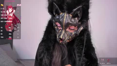 Mara  Isabel online show from 10-31-25, 02:56