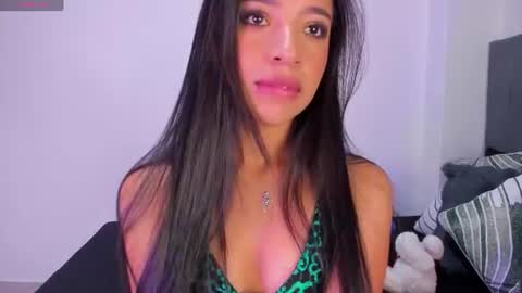 Snapshot of alissarose_1 chatting on 06-20-26, 12:36 alissarose_1 online show from 06-20-26, 12:36