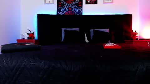 Snapshot of alisse_moore chatting on 07-01-26, 12:29 Alisse online show from 07-01-26, 12:29