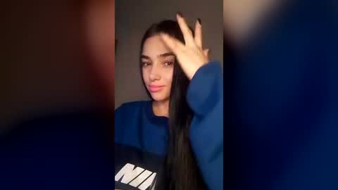 Alisson369  online show from 06-20-26, 11:24