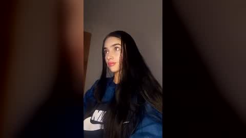 Alisson369  online show from 06-26-26, 08:52